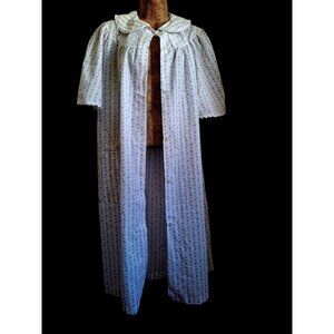 Vintage 80s 90s  White Floral Lace Trimmed Nightgown/Robe
